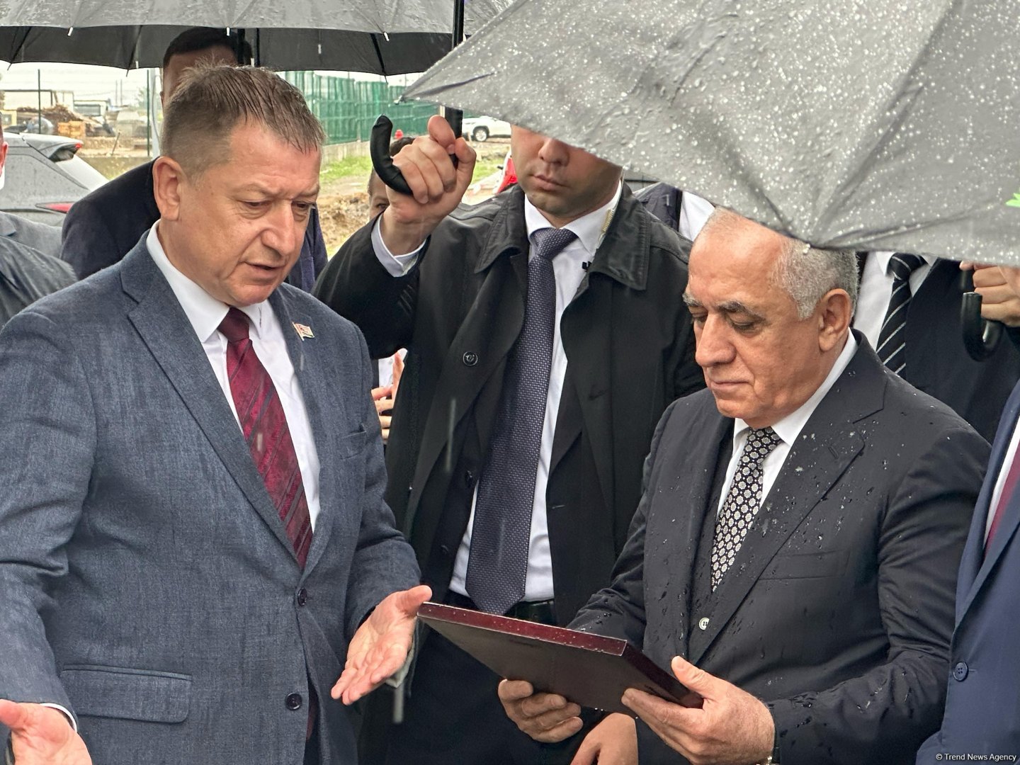 Беларусь подарила Агдаму автомобиль спецназначения (ФОТО)