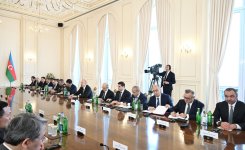 Состоялась встреча Президента Ильхама Алиева с Генеральным секретарем Центрального Комитета Коммунистической партии Вьетнама в расширенном составе (ФОТО/ВИДЕО)
