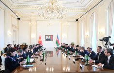 Состоялась встреча Президента Ильхама Алиева с Генеральным секретарем Центрального Комитета Коммунистической партии Вьетнама в расширенном составе (ФОТО/ВИДЕО)