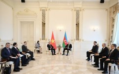 Состоялась встреча между Президентом Ильхамом Алиевым и Генеральным секретарем То Ламом в узком составе (ФОТО/ВИДЕО)