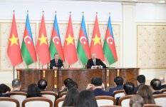 Президент Ильхам Алиев и Генеральный секретарь То Лам выступили с заявлениями для прессы (ФОТО)