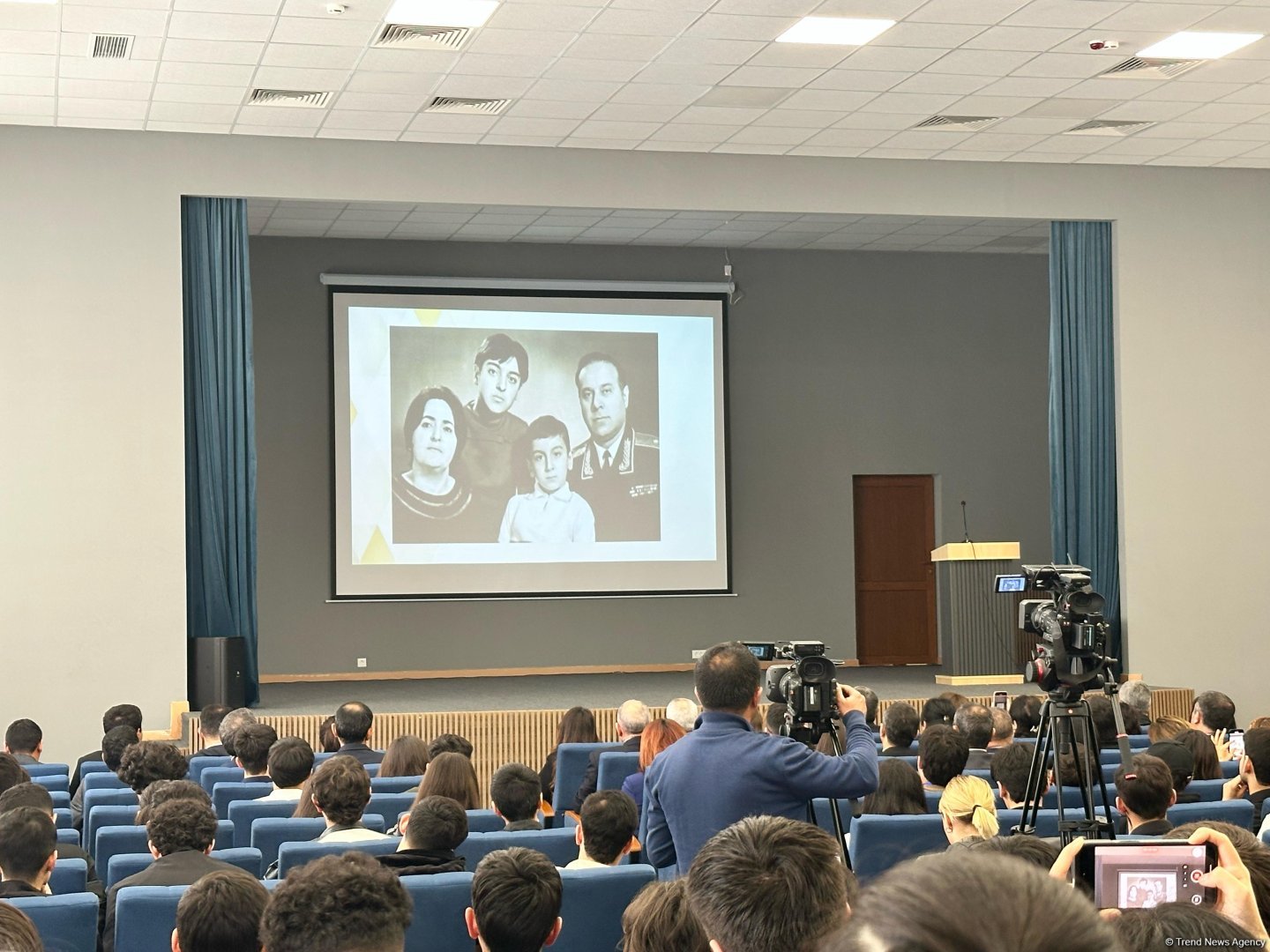 В Карабахском университете прошла научно-практическая конференция на тему "Наследие Гейдара Алиева: Конституция и восстановление суверенитета Азербайджана" (ФОТО) (Обновлено)
