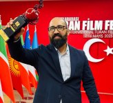 Фильм Эльмара Байрамова "Дыхание" завоевал награду на международном фестивале (ФОТО)