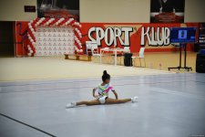 В Баку стартовал "9-й чемпионат страны и первенство Баку" по аэробной гимнастике (ФОТО)