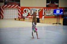 В Баку стартовал "9-й чемпионат страны и первенство Баку" по аэробной гимнастике (ФОТО)