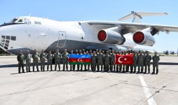 Личный состав ВВС Азербайджана, который примет участие в учениях «Anatolian Phoenix-2025», отправился в Турцию (ФОТО/ВИДЕО)