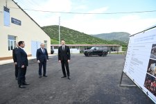 Президент Ильхам Алиев принял участие в открытии животноводческого комплекса ООО Крестьянско-фермерское хозяйство Qoç Ət на территории села Ханабад Ходжалинского района (ФОТО/ВИДЕО)