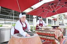 Президент Ильхам Алиев принял участие в открытии животноводческого комплекса ООО Крестьянско-фермерское хозяйство Qoç Ət на территории села Ханабад Ходжалинского района (ФОТО/ВИДЕО)
