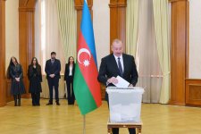 Конституция и суверенитет: основные столпы политического наследия Гейдара Алиева (ФОТО)