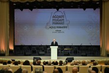 Президент Ильхам Алиев и Первая леди Мехрибан Алиева приняли участие в открытии Агдамского центра мугама (ФОТО/ВИДЕО)