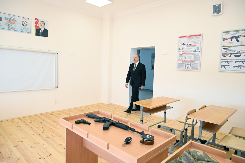 Президент Ильхам Алиев принял участие в открытии здания Кенгерлинской сельской полной средней школы в Агдамском районе (ФОТО)