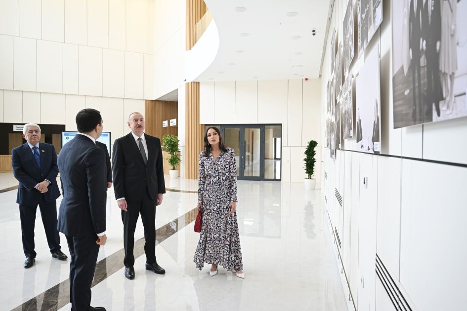 Президент Ильхам Алиев и Первая леди Мехрибан Алиева приняли участие в открытии Агдамского центра мугама (ФОТО)