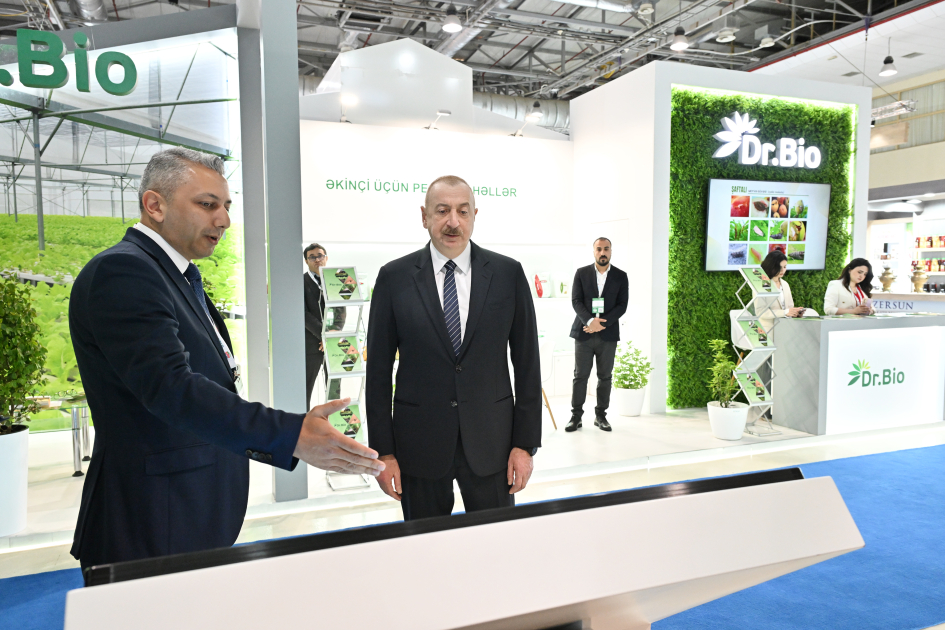Президент Ильхам Алиев ознакомился с выставками InterFood Azerbaijan и Caspian Agro (ФОТО)