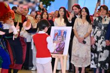 В Центре Гейдара Алиева состоялось открытие выставки бразильского художника Луиса де Соузы (ФОТО/ВИДЕО)