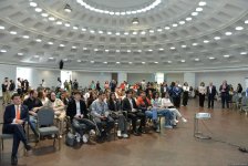 Посольство США в Азербайджане провело образовательную выставку в Баку (ФОТО)