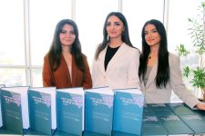 Xalq Bank представил золотое созвездие поэзии Южного Азербайджана - объединяя эпохи, голоса и сердца (ФОТО)