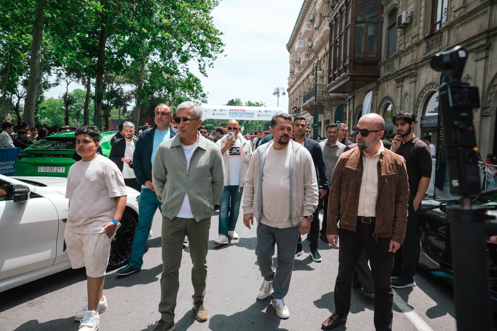 Автомобильная федерация Азербайджана организовала выставку скоростных автомобилей (ФОТО)