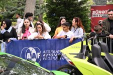Автомобильная федерация Азербайджана организовала выставку скоростных автомобилей (ФОТО)
