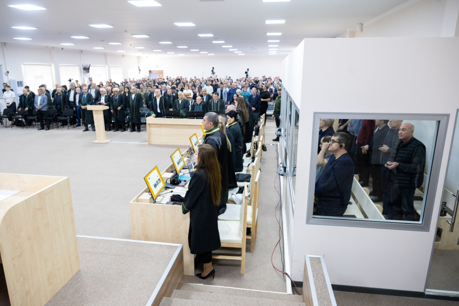 В Баку продолжился суд над лицами, обвиняемыми в совершении многочисленных преступлений против азербайджанского народа (ФОТО)