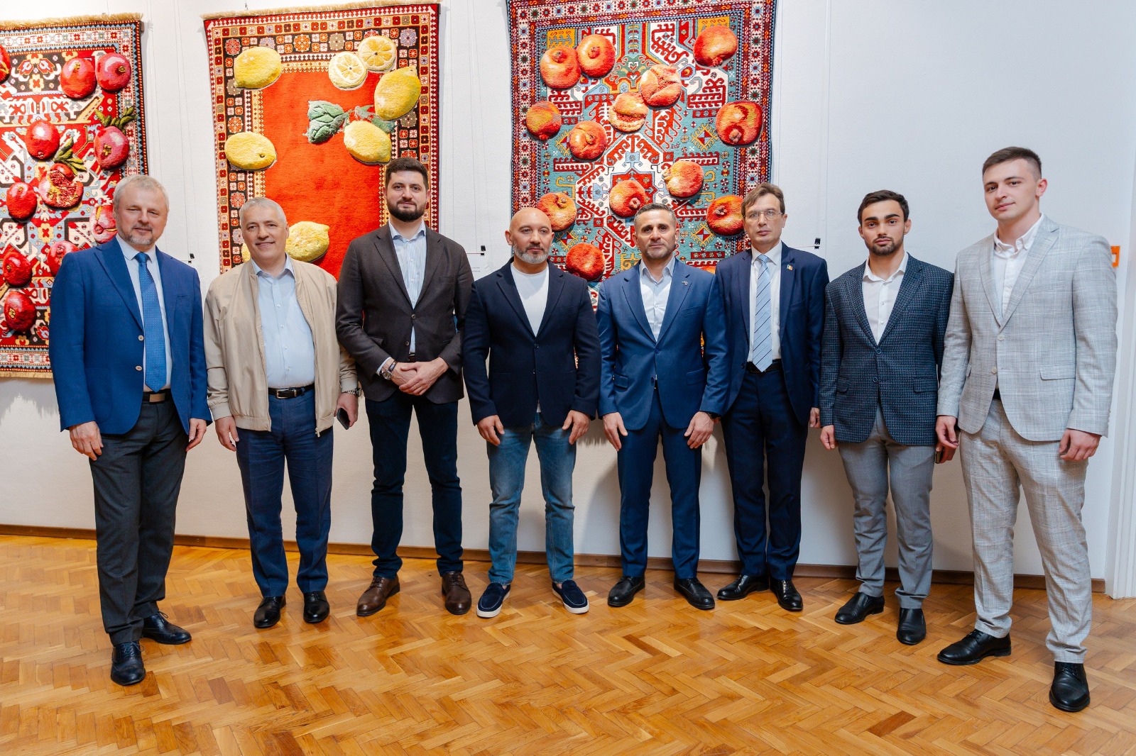 Впервые в Молдове состоялось открытие выставки ковров ОАО «Азерхалча» под названием «Гармония красоты. Непреходящая изысканность азербайджанских ковров» (ФОТО)