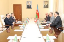 Обсуждено сотрудничество в сфере здравоохранения между Азербайджаном и Швейцарией (ФОТО)