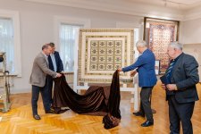 Впервые в Молдове состоялось открытие выставки ковров ОАО «Азерхалча» под названием «Гармония красоты. Непреходящая изысканность азербайджанских ковров» (ФОТО)