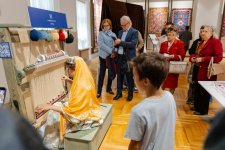 Впервые в Молдове состоялось открытие выставки ковров ОАО «Азерхалча» под названием «Гармония красоты. Непреходящая изысканность азербайджанских ковров» (ФОТО)