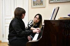 Инновационные методы обучения из Италии в Азербайджан (ФОТО)
