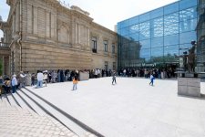 День открытых дней в азербайджанском музее вызвал большой ажиотаж (ФОТО)