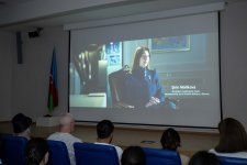 День открытых дней в азербайджанском музее вызвал большой ажиотаж (ФОТО)