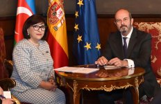 Azerbaijan , Spain discuss inter-parliamentary relations (PHOTO)