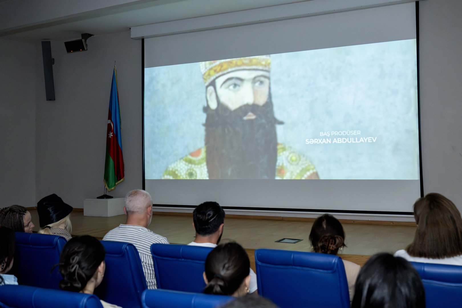 День открытых дней в азербайджанском музее вызвал большой ажиотаж (ФОТО)