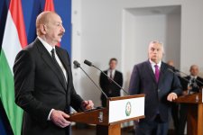 Президент Ильхам Алиев и премьер-министр Виктор Орбан выступили с заявлениями для прессы (ФОТО)