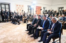 Президент Ильхам Алиев и премьер-министр Виктор Орбан выступили с заявлениями для прессы (ФОТО)