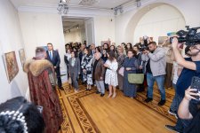 Из Беларуси в Азербайджан с любовью: Несвиж - наследие мировой культуры  (ФОТО)