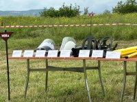 Представители СМИ ознакомились с ходом гуманитарной деятельности по разминированию в Агдаме (ФОТО)