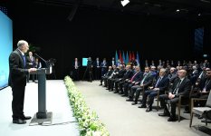 Президент Ильхам Алиев принял участие в церемонии награждения лауреата Нобелевской премии Азиза Санджара международной премией Алишера Навои (ФОТО/ВИДЕО)