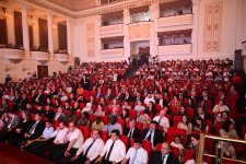 В Таджикистане проходят Дни культуры Азербайджана:  красочная выставка и гала-концерт (ФОТО)