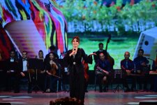 В Таджикистане проходят Дни культуры Азербайджана:  красочная выставка и гала-концерт (ФОТО)