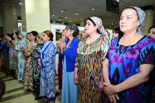 В Таджикистане проходят Дни культуры Азербайджана:  красочная выставка и гала-концерт (ФОТО)