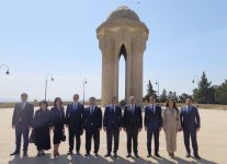 Состоялось мероприятие на тему роли общественной дипломатии в развитии  связей между Азербайджаном и Узбекистаном (ФОТО)