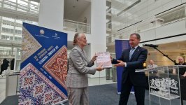 В Нидерландах состоялась церемония открытия выставки ковров «Великолепие азербайджанских ковров: обучение через искусство» (ФОТО/ВИДЕО)