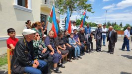 Очередная группа бывших вынужденных переселенцев прибыла в Ходжалы и село Баллыджа (ФОТО)
