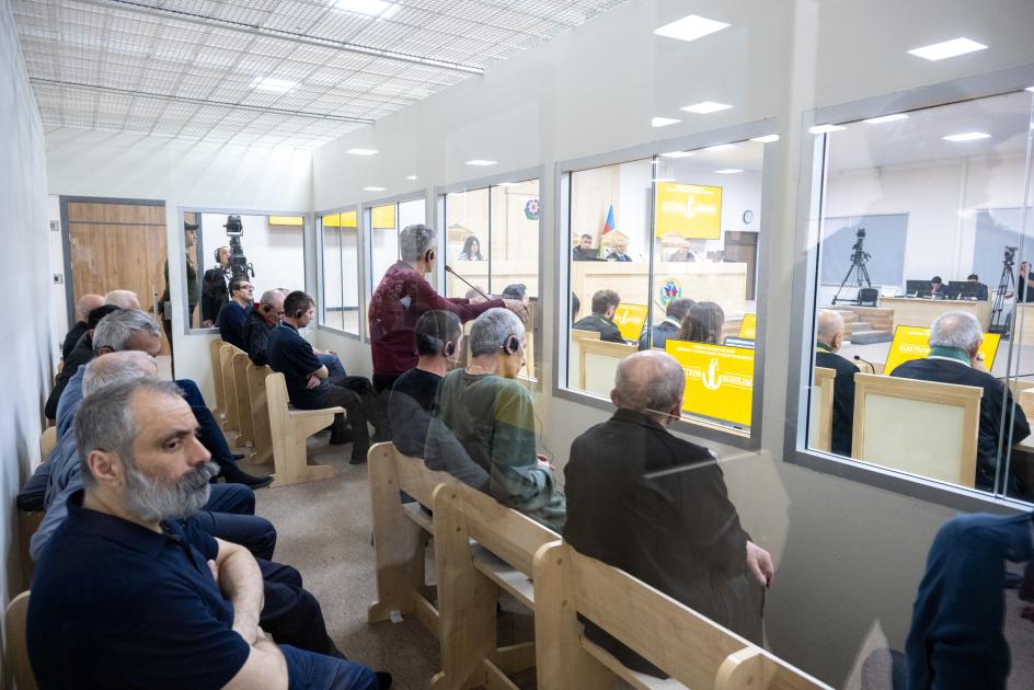 В Баку продолжился суд над лицами, обвиняемыми в совершении многочисленных преступлений против азербайджанского народа (ФОТО)