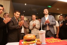 McDonald’s Azərbaycan открыл новый ресторан в Гала (ФОТО)