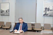 Джейхун Байрамов принял посла Египта в связи с завершением его дипмиссии