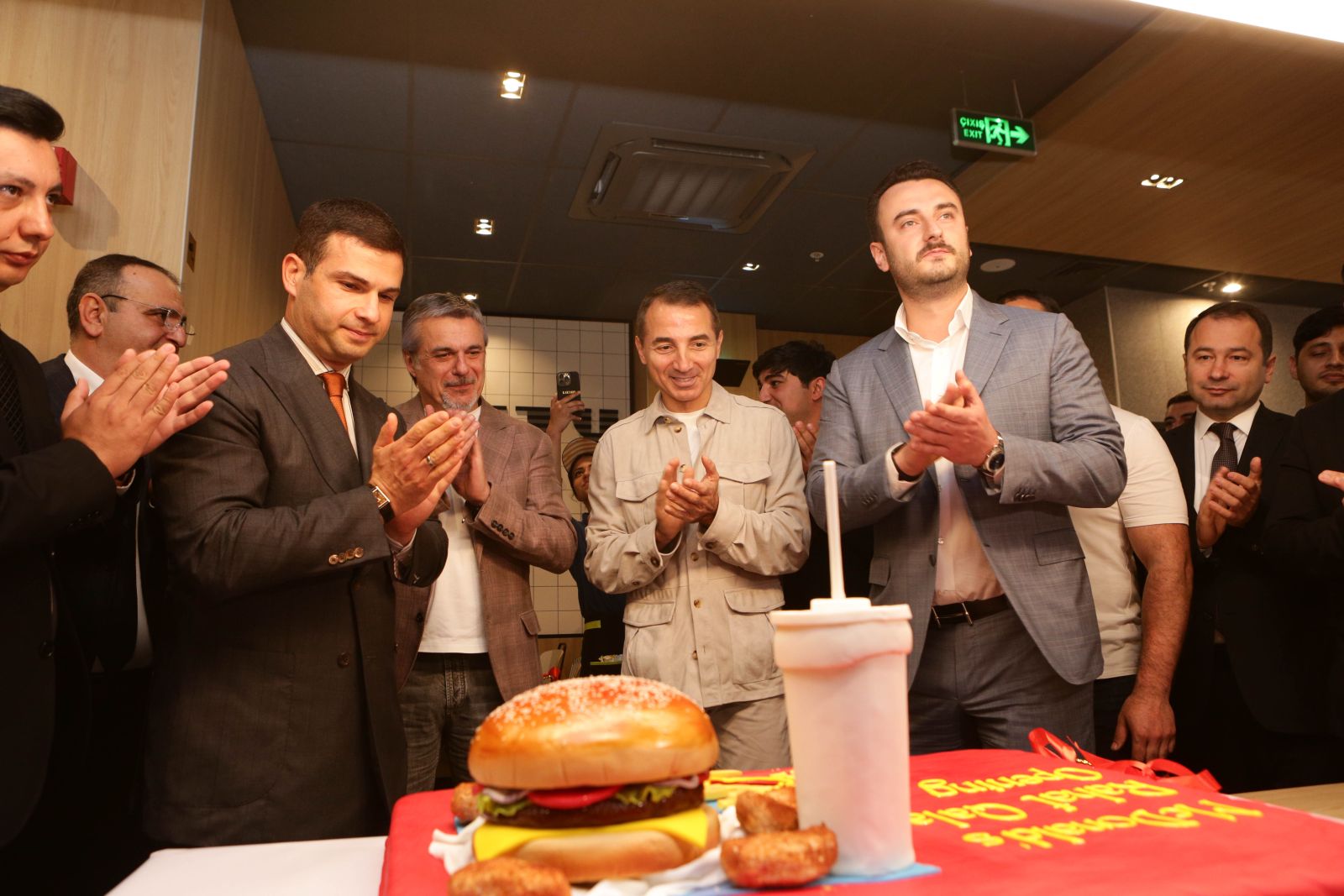 McDonald’s Azərbaycan открыл новый ресторан в Гала (ФОТО)