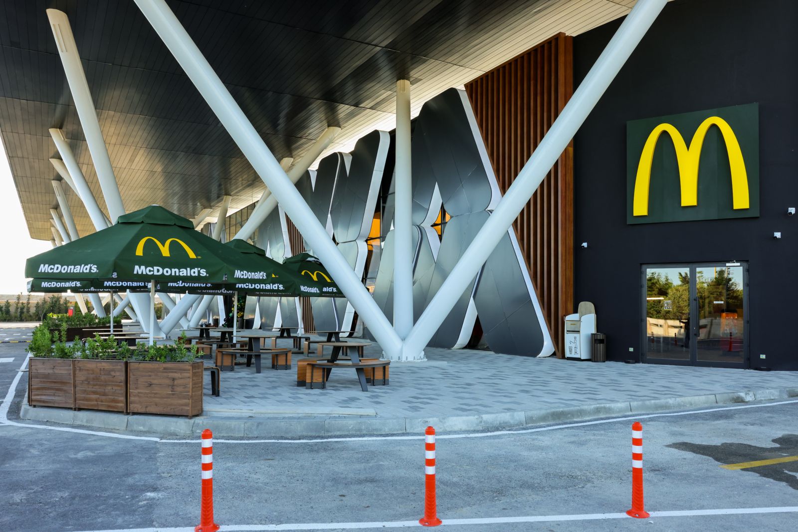 McDonald’s Azərbaycan открыл новый ресторан в Гала (ФОТО)