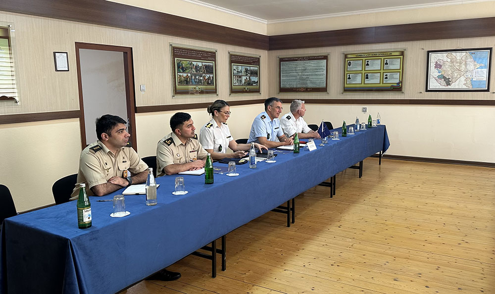 В рамках военного сотрудничества в Баку состоялись встречи с делегацией НАТО (ФОТО)