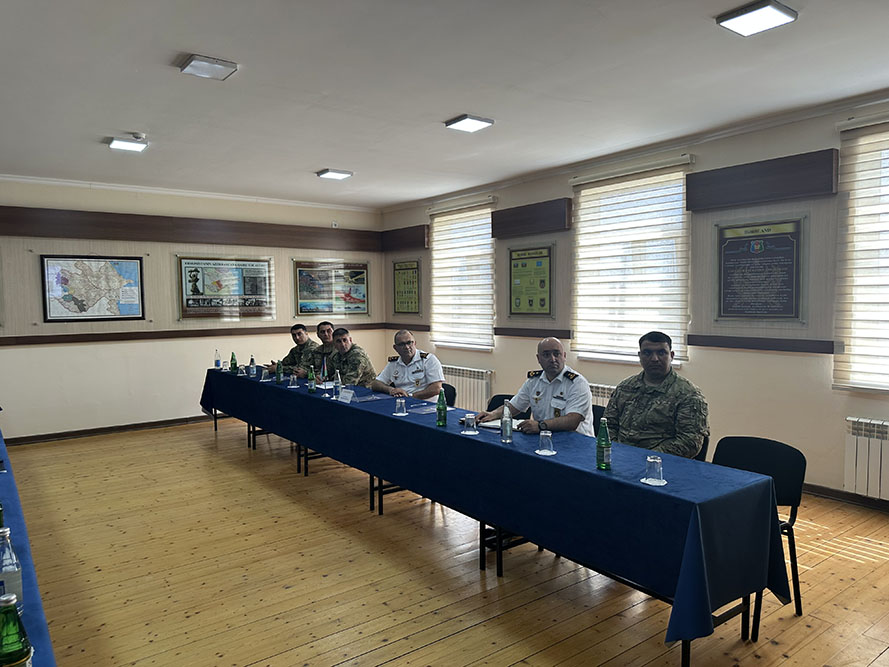 В рамках военного сотрудничества в Баку состоялись встречи с делегацией НАТО (ФОТО)